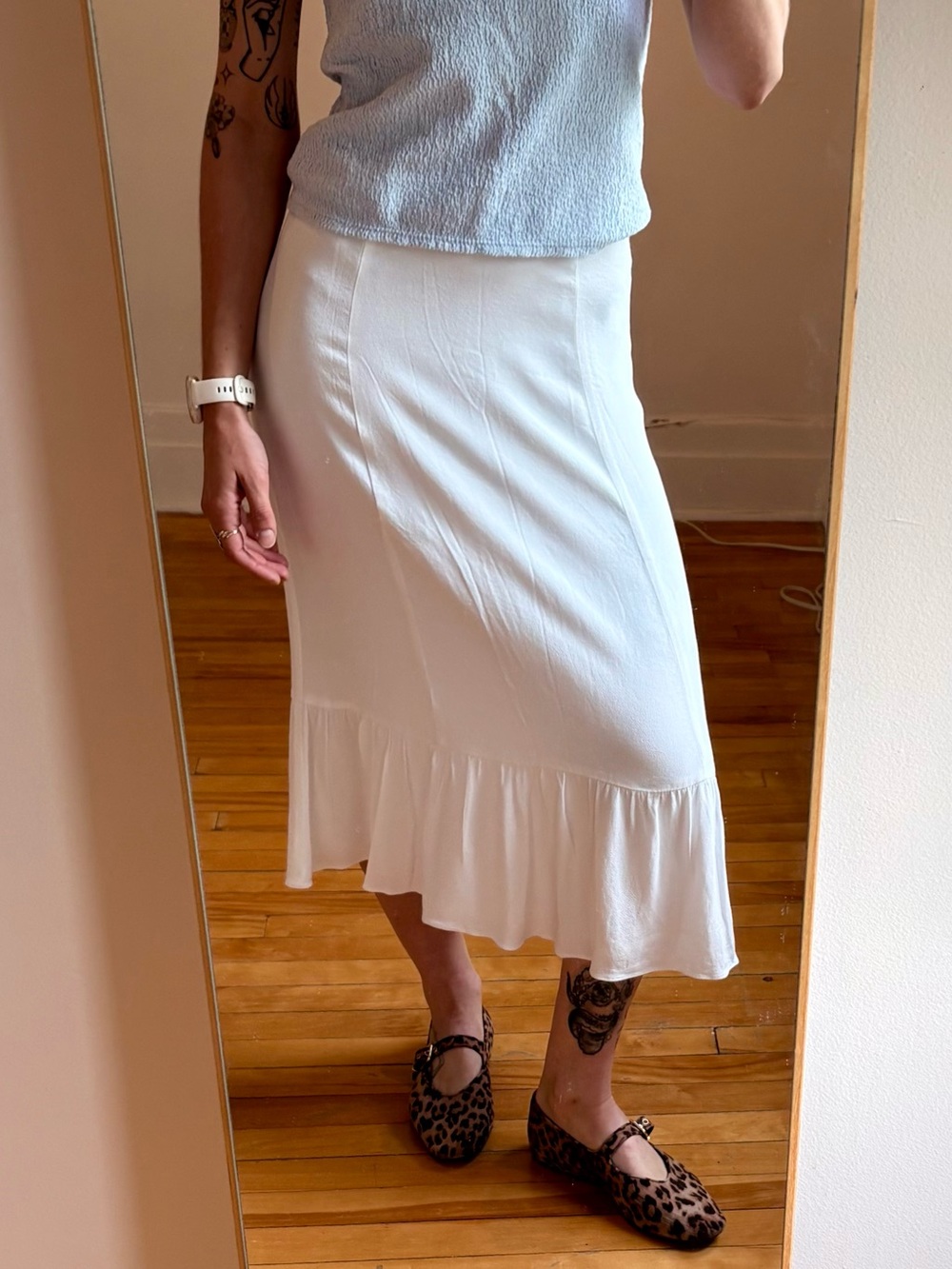 Wilfred by Aritzia White Ruffle Hem Midi Skirt - SP22